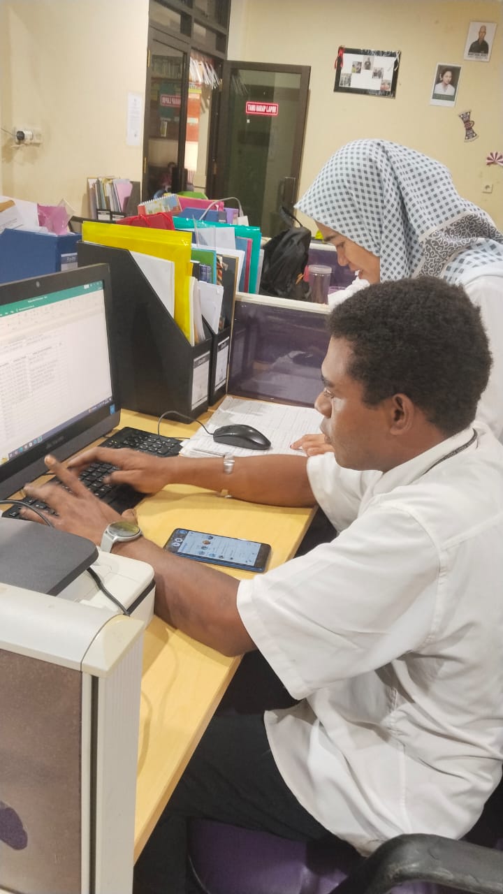 UMPEG Dinas Kesehatan Provinsi Papua Lakukan Pengecekan Arsip Pegawai