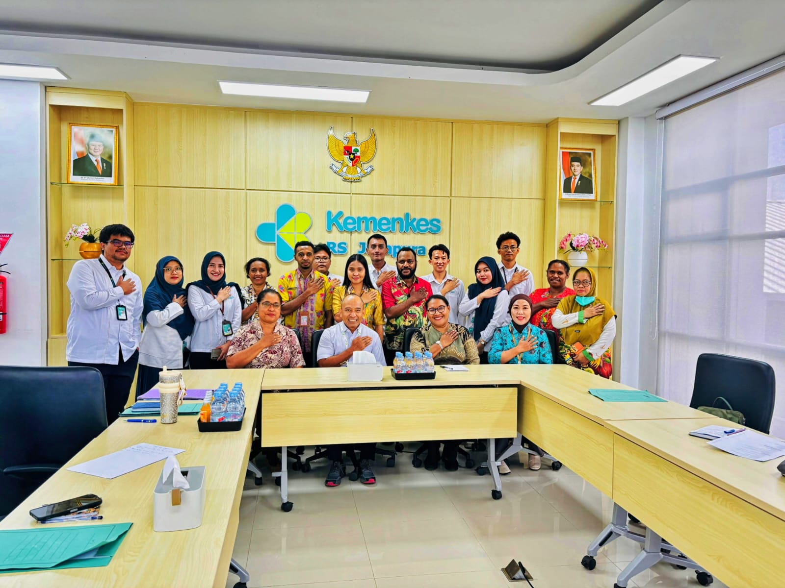 Tim Fasyankes dan Mutu Dinas Kesehatan Provinsi Papua bersama RSUP Kemenkes Jayapura Melakukan Verifikasi Data ASPAK (APLIKASI SARANA PRASARANA dan ALAT KESEHATAN)